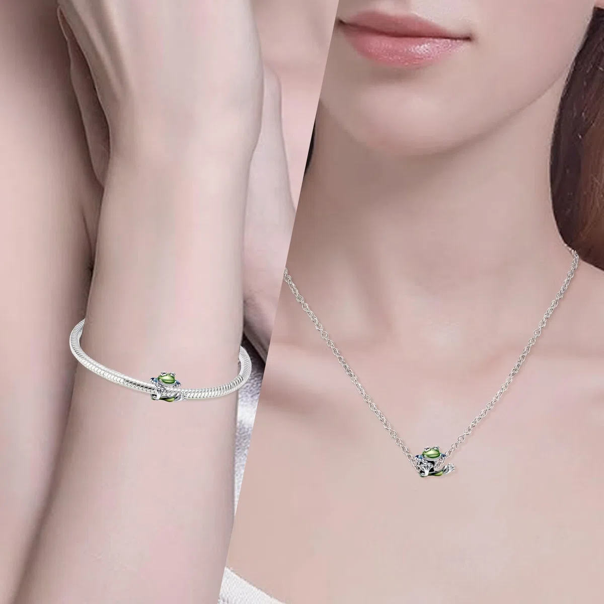 Charm Bead Ciondolo in Argento Sterling 925 Rabbit Frog Butterfly Car Heart con Cubic Zirconia Pendenti Compatibile con Braccialetti Collane europei,Compleanno di Natale Perline per Donne