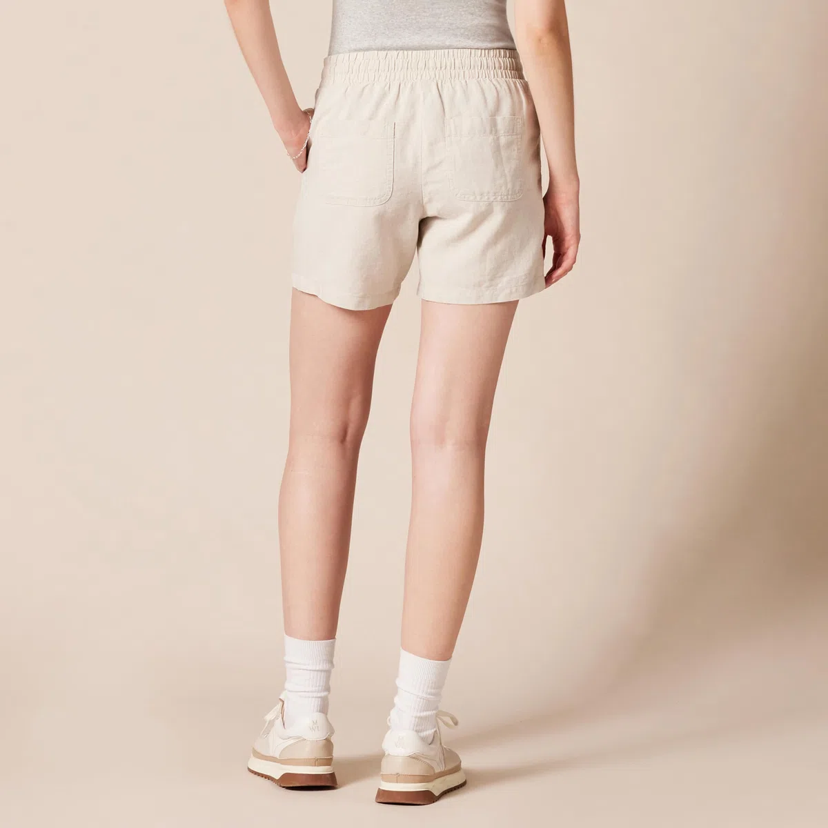 Amazon Essentials Pantaloncini in Misto Lino con Coulisse E Cucitura Interna da 13 cm (Disponibili in Taglie Forti) Donna