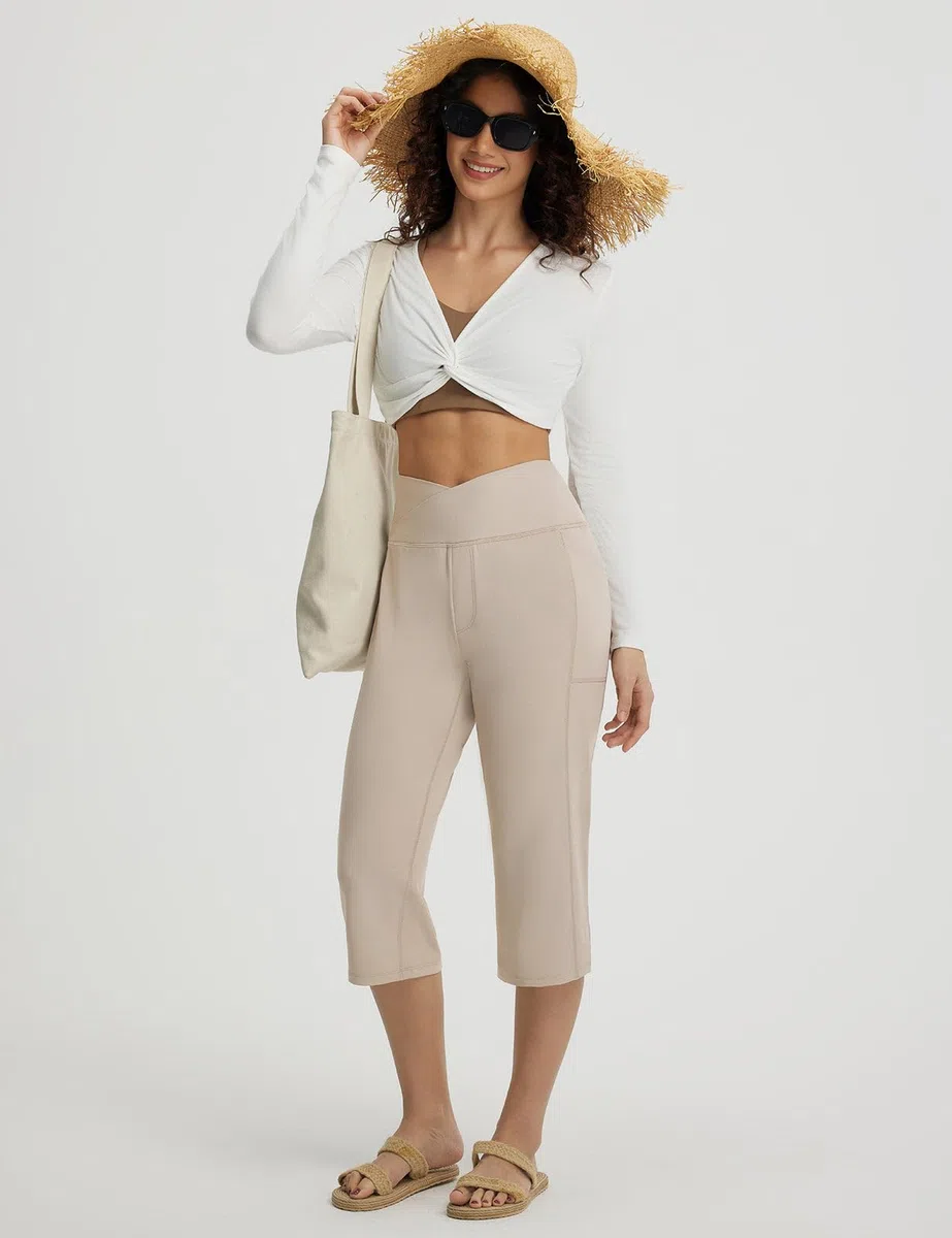 baleaf Pantaloni Capri da donna con tasche, 45,7 cm, pantaloni da yoga con incrocio a V, cintura incrociata, leggings estivi a gamba dritta